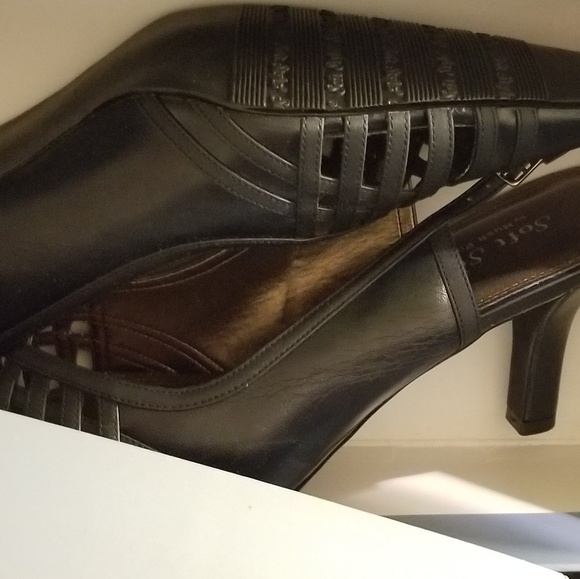 Heels - Picture 2 of 5